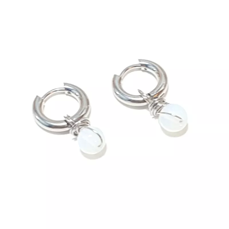 Boucles créoles Omega en acier inoxydable avec pierre naturelle – Bouly&Cailloux, opale