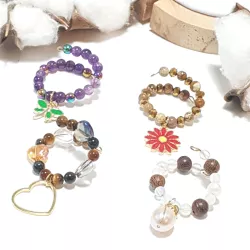 Marque-verre Ampélia avec pierres naturelles et pendentif – bijou fait main