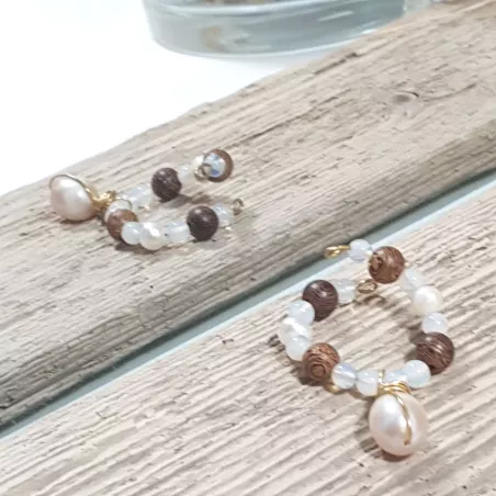 Marque-verre Ampélia avec pierres naturelles et pendentif – bijou fait main
