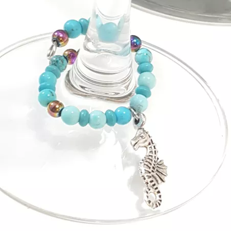 Marque-verre Ampélia avec pierres naturelles et pendentif – bijou fait main