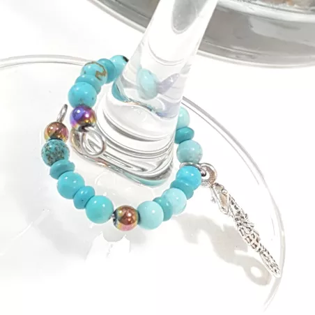 Marque-verre Ampélia avec pierres naturelles et pendentif – bijou fait main