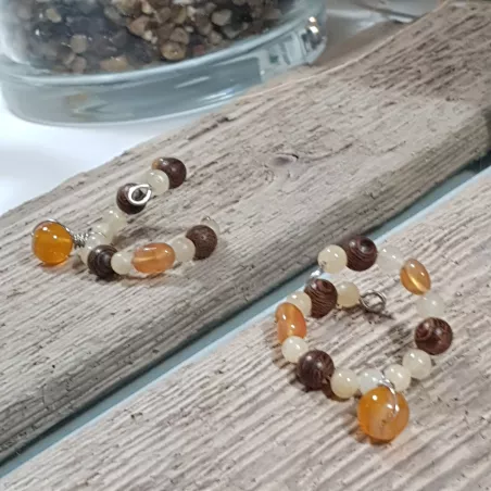 Marque-verre Ampélia avec pierres naturelles et pendentif – bijou fait main