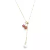Le Collier Chiara est un collier pendentif réglable avec perle d'eau en plaqué-or