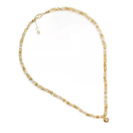 Collier Mimi en plaqué-or en pierres miyuki et pendentif coeur