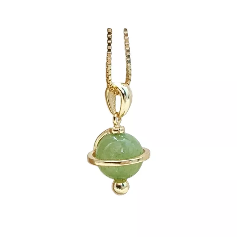 Collier Kepler, ajustable via une perle de réglage dans le dos, en plaqué-or et pendentif planète.