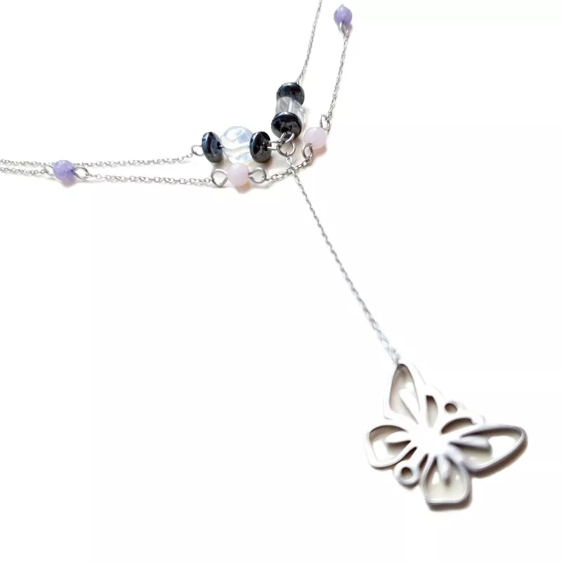 Collier Tircis double rang en pierres naturelles avec pendentif papillon Collier Tircis double rang en pierres naturelles avec pendentif papillon