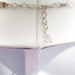 Collier fin cuir noir avec pendentif quartz rose