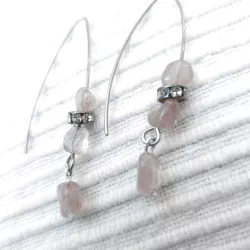 Boucles d'oreilles grands crochets en acier inoxydable et quartz rose