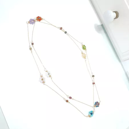 collier long rope Alysson acier inoxydable argenté ou dorée avec fleurs en pierres naturelles