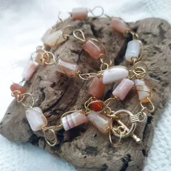 Collier Berenice en acier inoxydable et pierres naturelles cylindriques