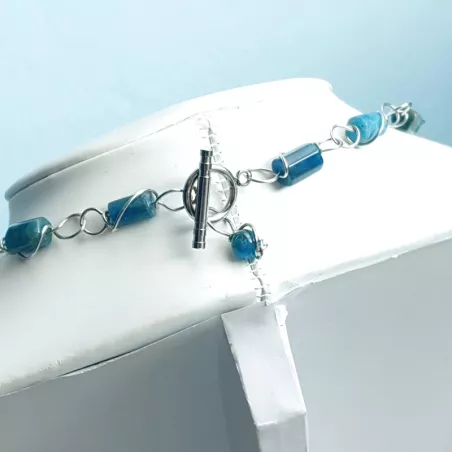Collier Berenice en acier inoxydable et pierres naturelles cylindriques