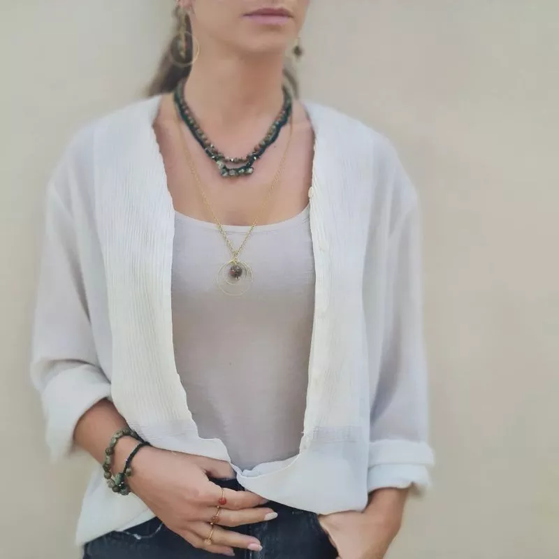 Collier trois rangs bien distincts en style ! Collier trois rangs bien distincts en style !