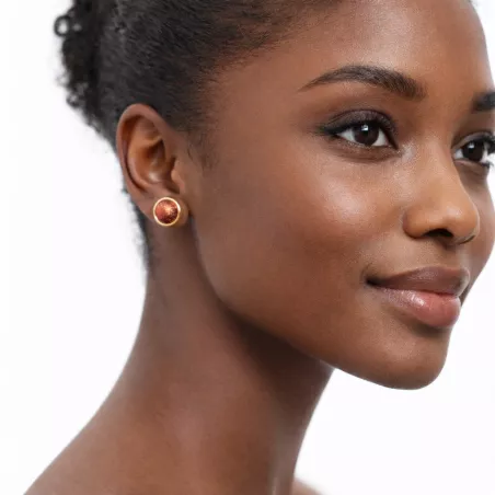 Boucles d’oreilles clous Essentiels – Pierre de soleil – vue 3