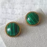 Boucles d’oreilles clous Essentiels – Malachite – vue 8