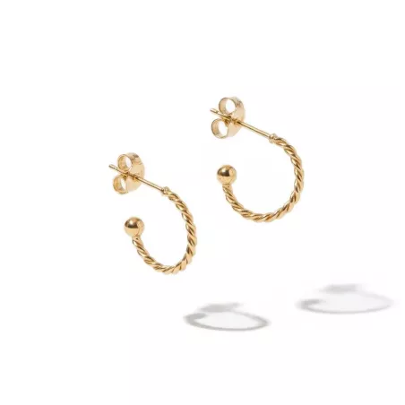 Boucles d’oreilles anneau torsadé acier inoxydable doré fond blanc