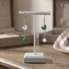 boucles passion avec un coeur et pierre naturelle, acier inoxydable, blanc vert, sur support
