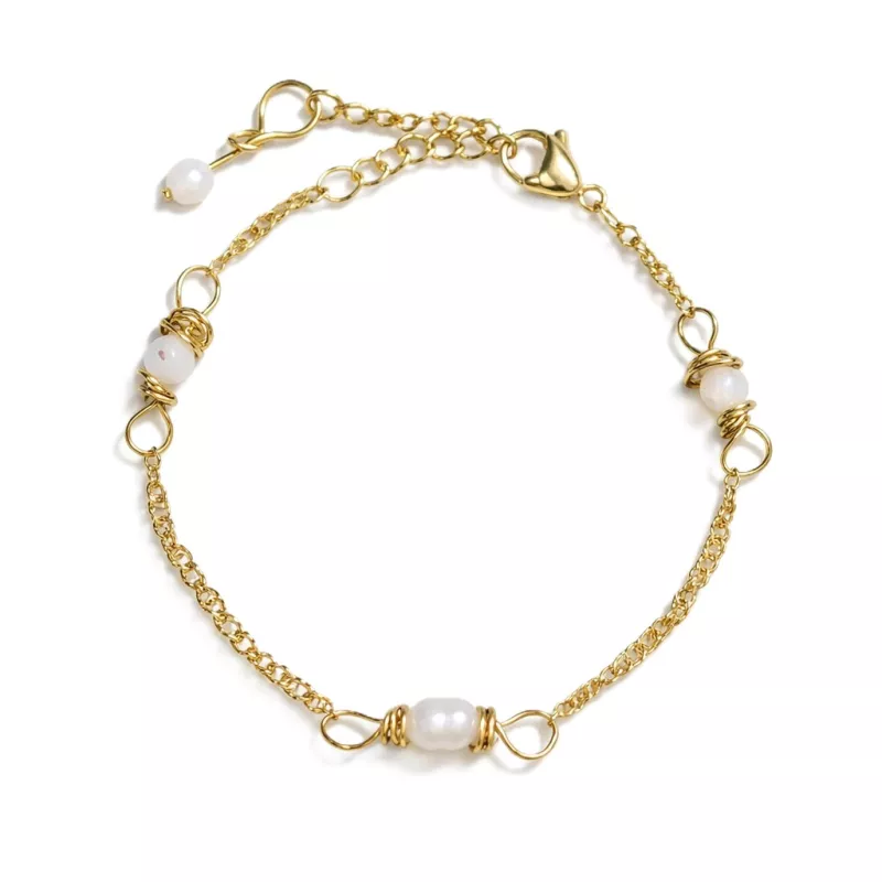 Bracelet Rusalka fin avec perles d eau et nacre facettee, acier inoxydable doré