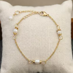 Bracelet artisanal Rusalka avec perles d eau ovoide et nacre