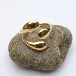 Bague moderne trois formes lisses en acier poli vue detail