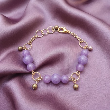 Bracelet Physalis en calcédoine lilas sur un tissu